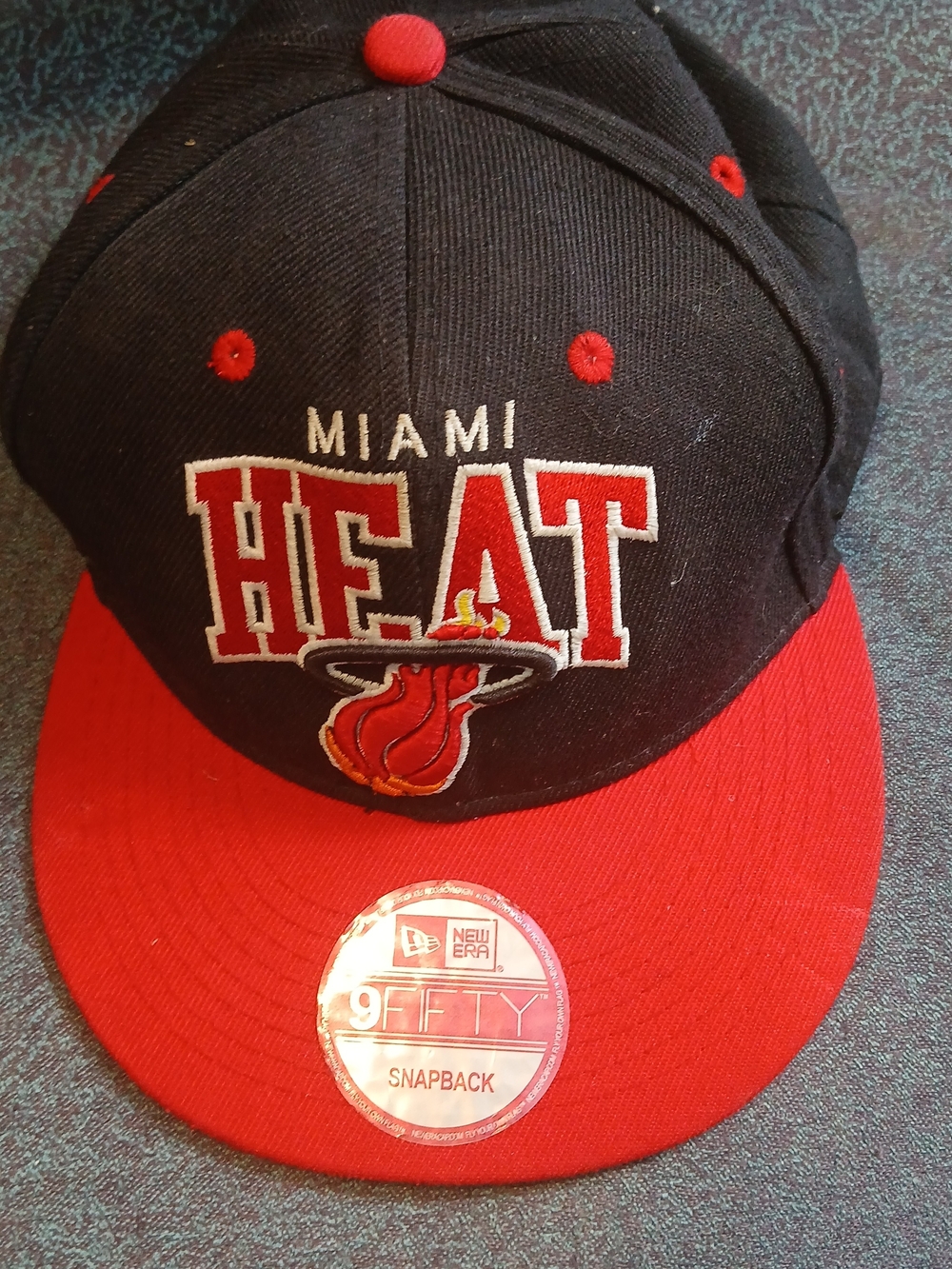 New Era Miami Heat Black and Red 9FIFTY Snapback Hat